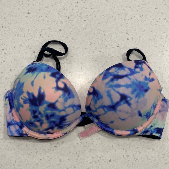 PINK Victoria's Secret Other - Pink Victoria’s Secret Multicolored Push Up Bra 32C